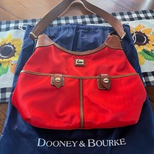 Dooney & Bourke Red Wayfarer Sac